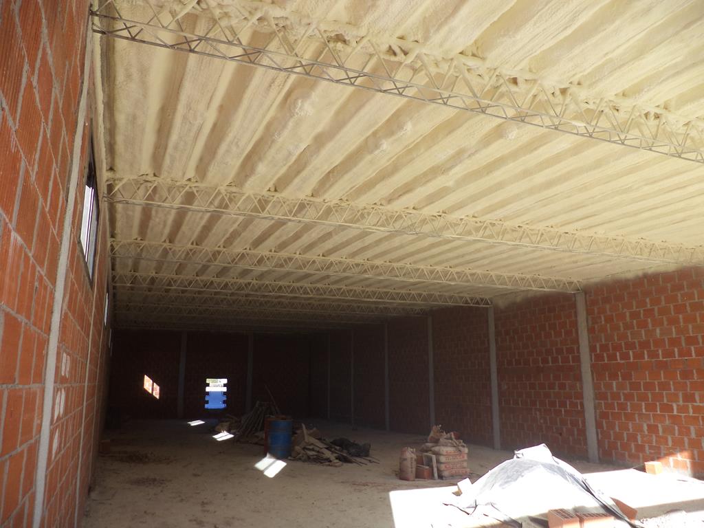 Trabajo de aislación en Cristian Hogar de Barrancas